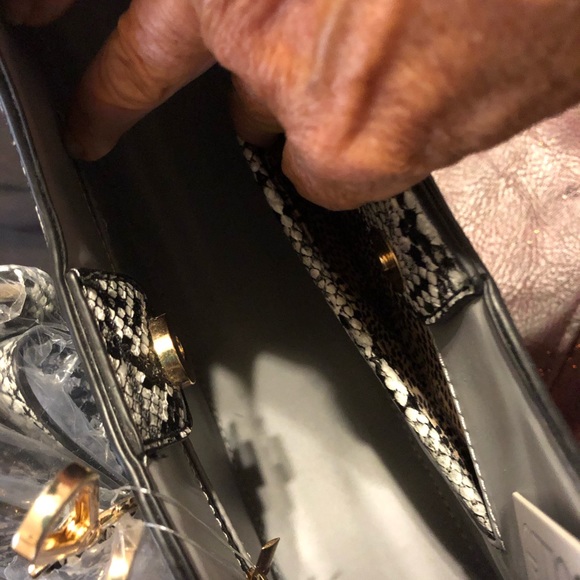 Isabelle PETA approved Vegan -NWT - Picture 12 of 16